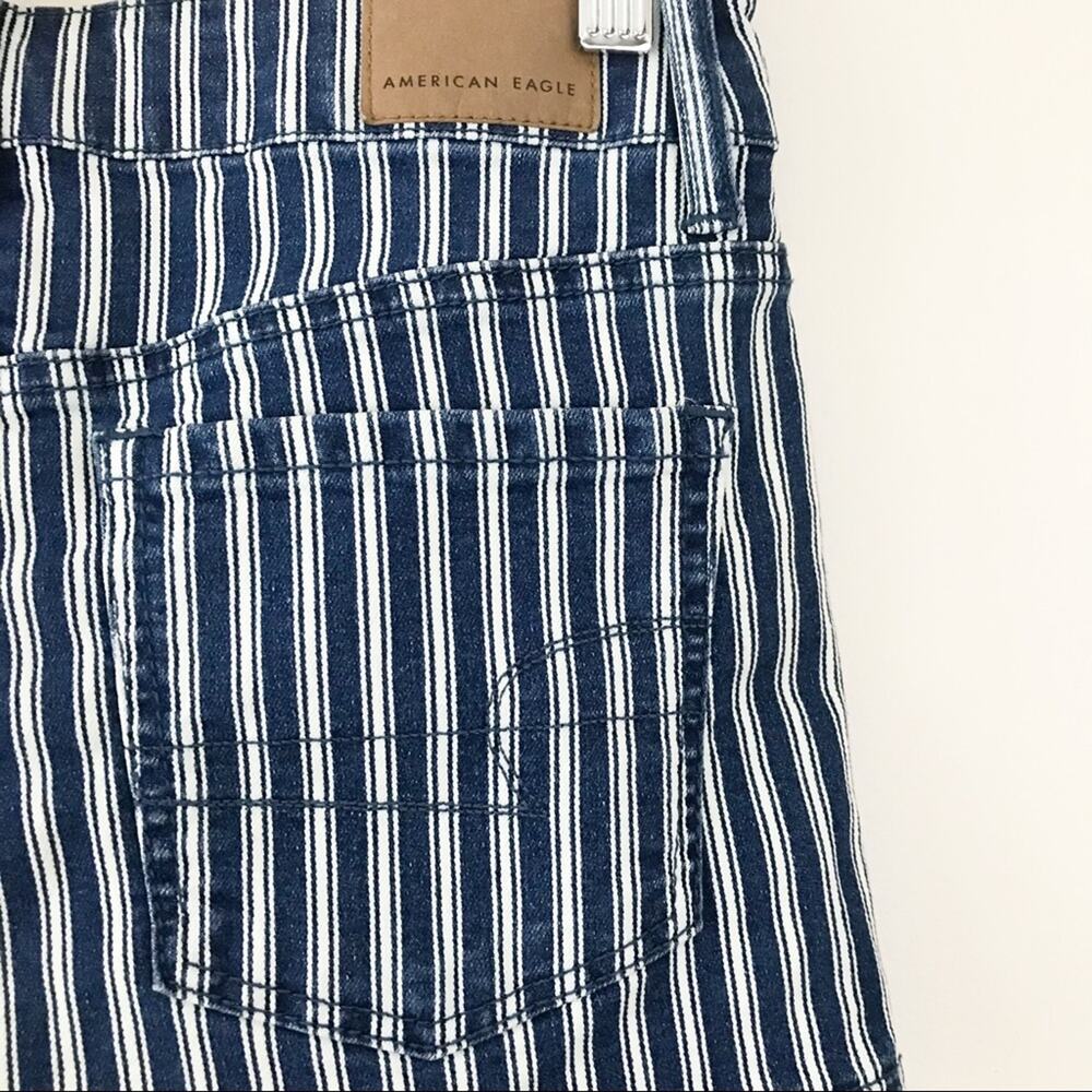 American Eagle next level stretch Engineer stripe hi rise shortie jean shorts 0 - Picture 6 of 9